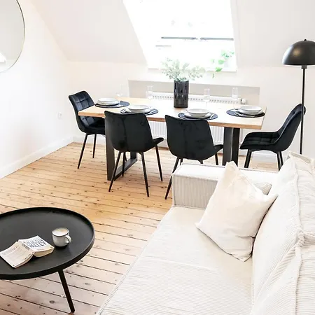 Apartment Lightplace • Design • Boxspring • Kueche • Homeoffice •city Nah *